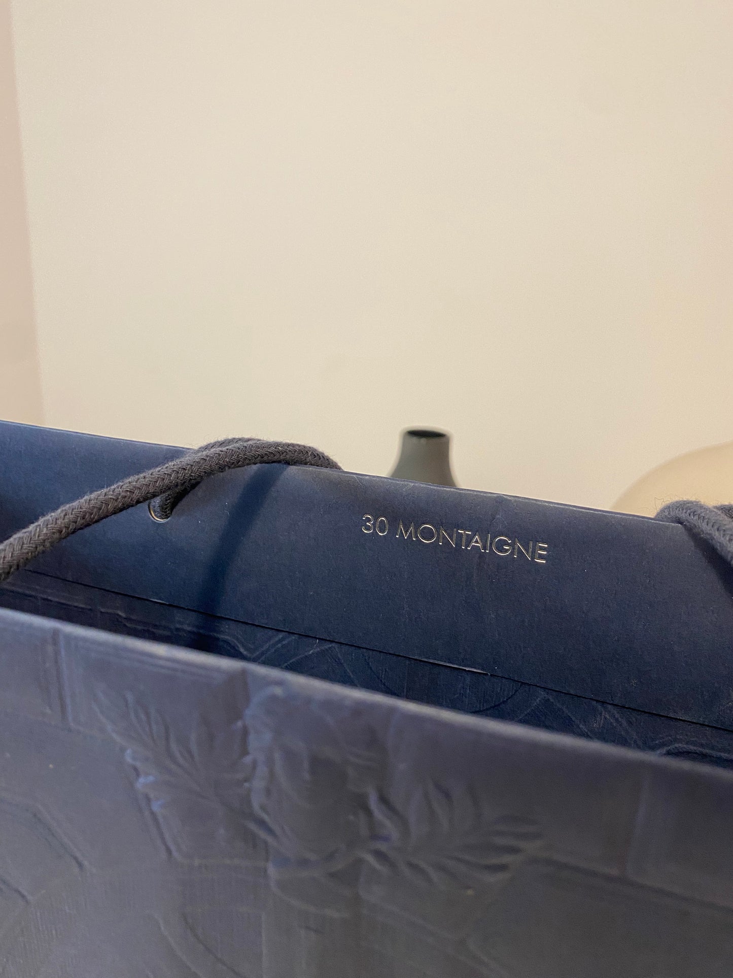 Sac shopping Dior bleu avec relief, différentes tailles